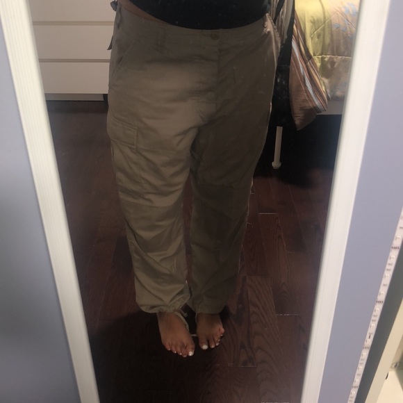 Beige cargo pants oversized - Picture 7 of 8